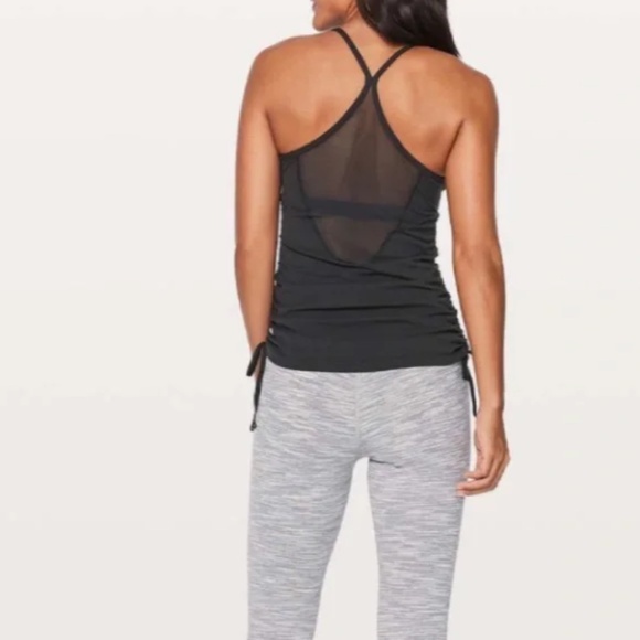 LULULEMON FULL FREEDOM TANK ~ BLACK ~ Side Ruche - Picture 2 of 9